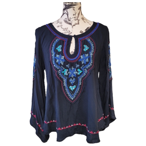 Filly Flair Tops - Filly Flair Women Black Embroidered Long Sleeve Blouse Sz Large Boho Bell Sleeve